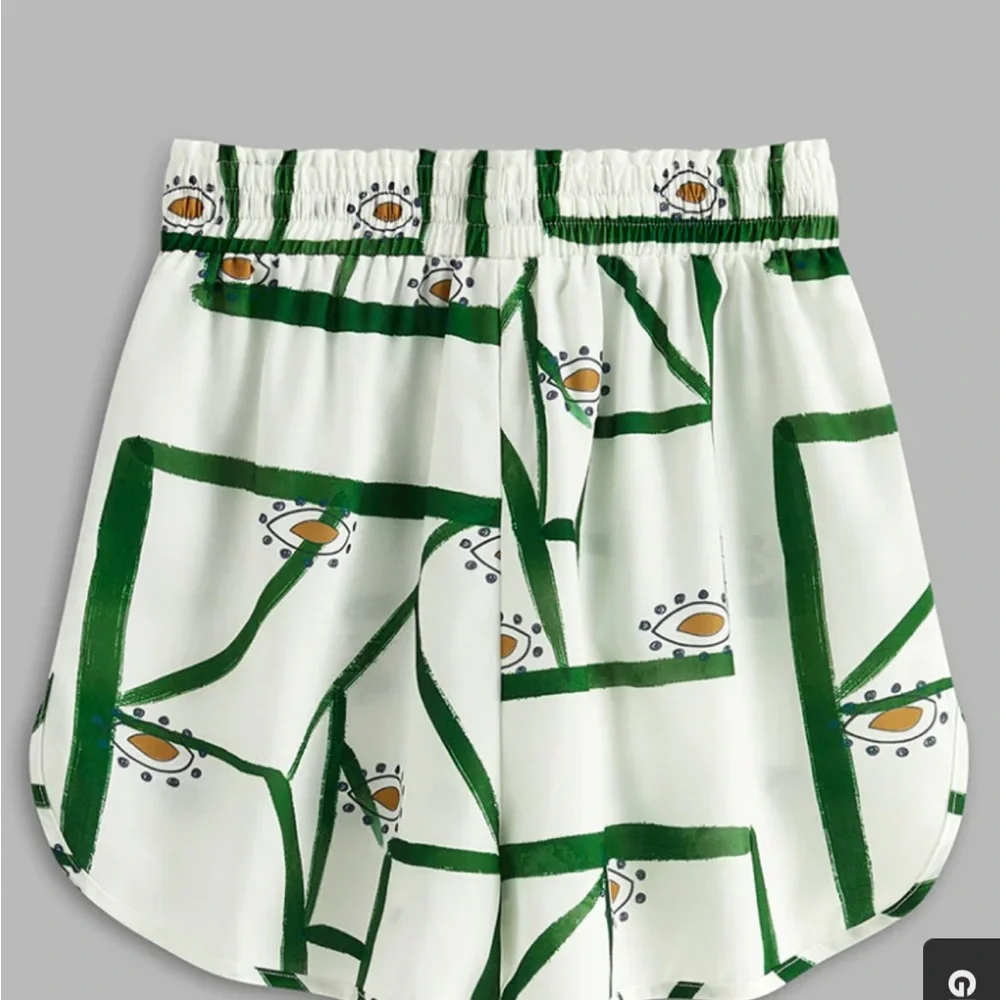Commense Print Drawstring Shorts Set - Picture 8 of 8